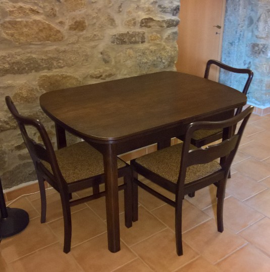Tisch Stühle Restauriert